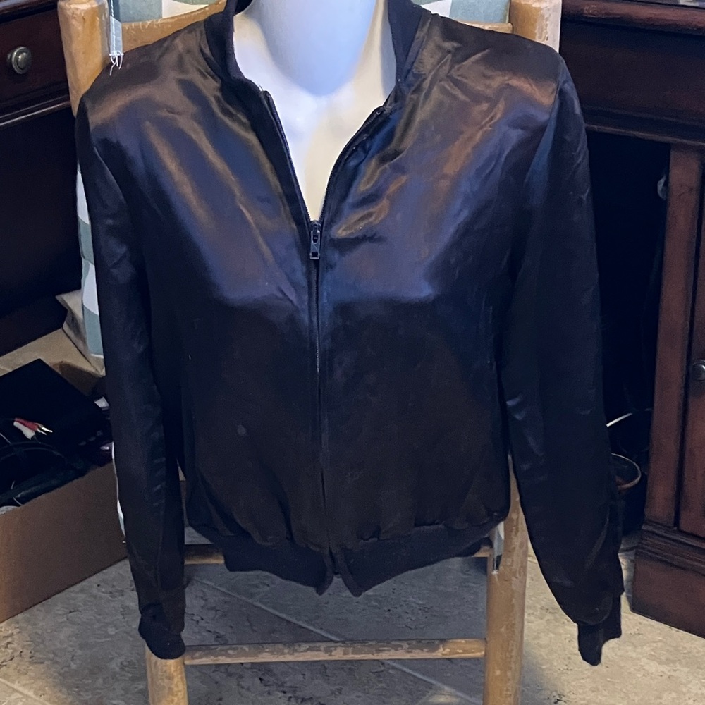 3/$45 Women's Black Nylon Lightweight ZIPPERED Bomber STYLED Jacket Size Petite - Picture 1 of 4